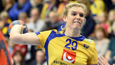 Tiomålsseger mot Island i EM-uppladdningen