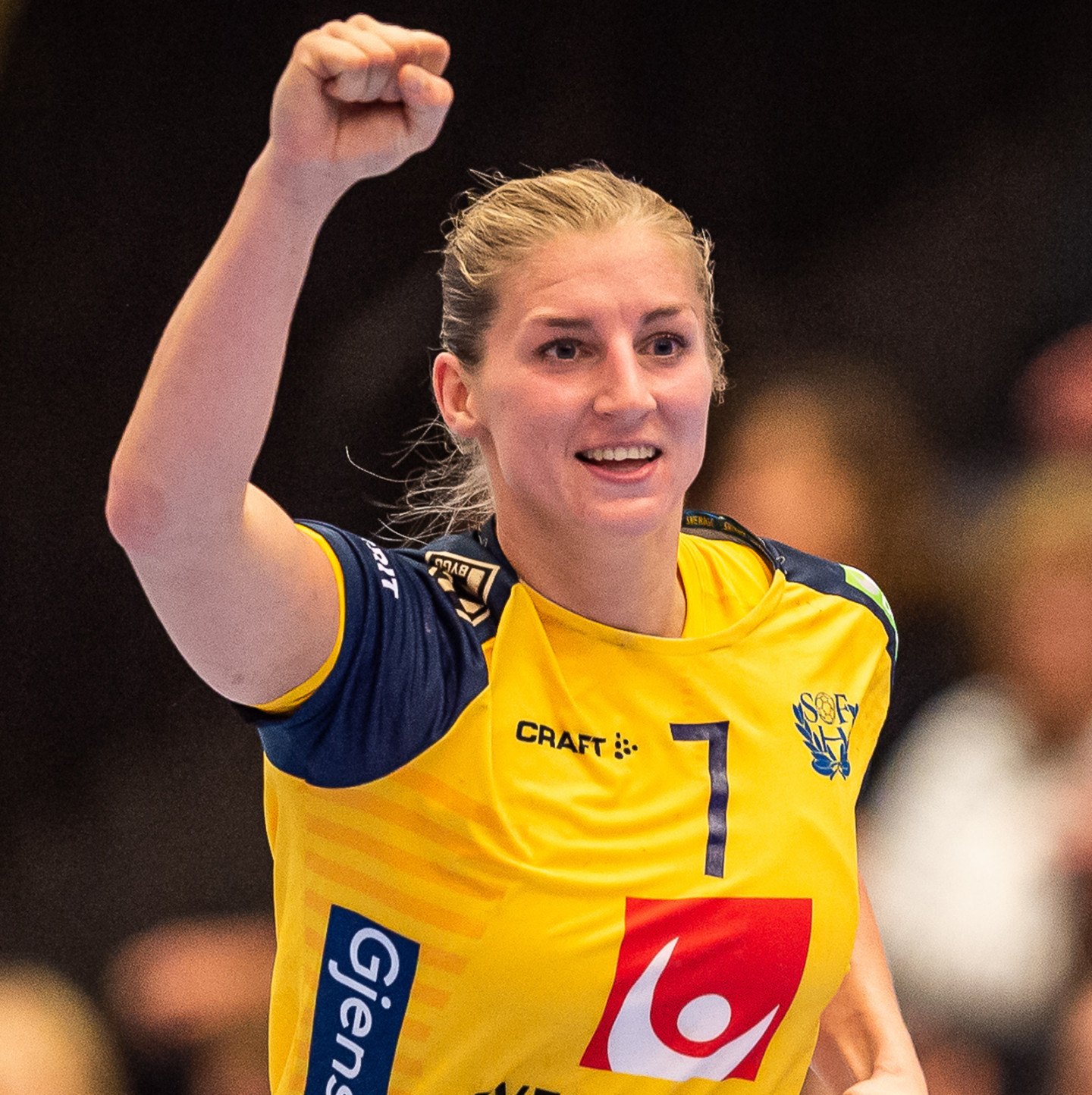 7 Linn Blohm