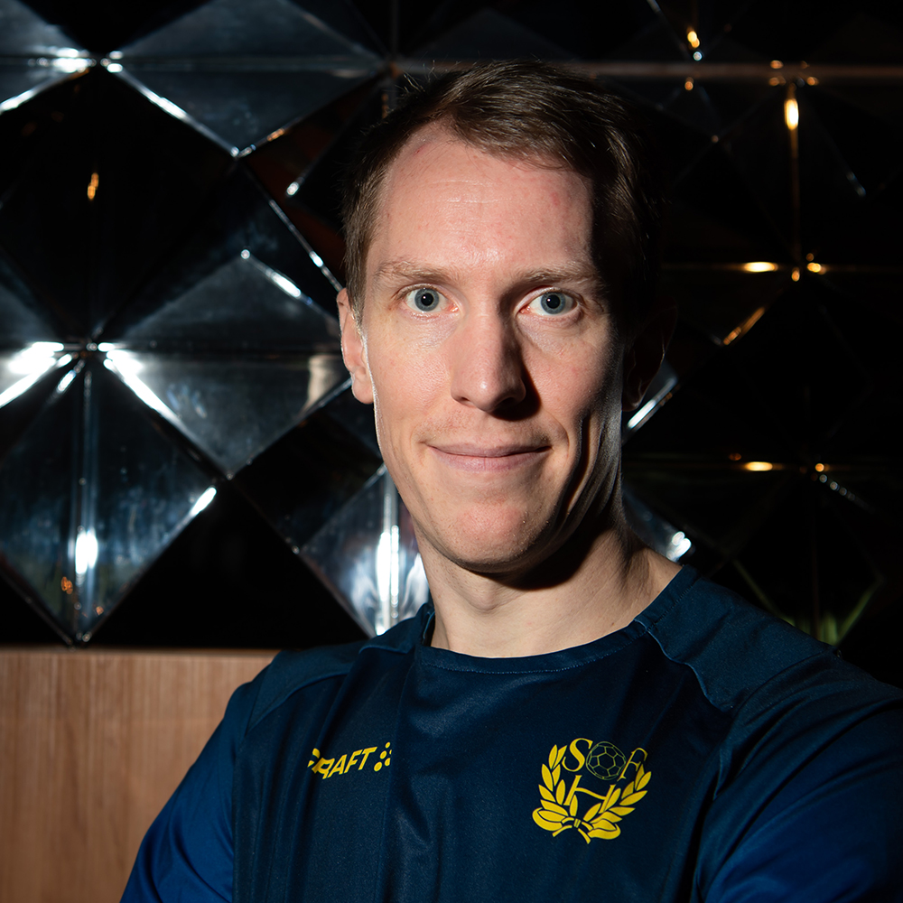 16 Mikael Aggefors