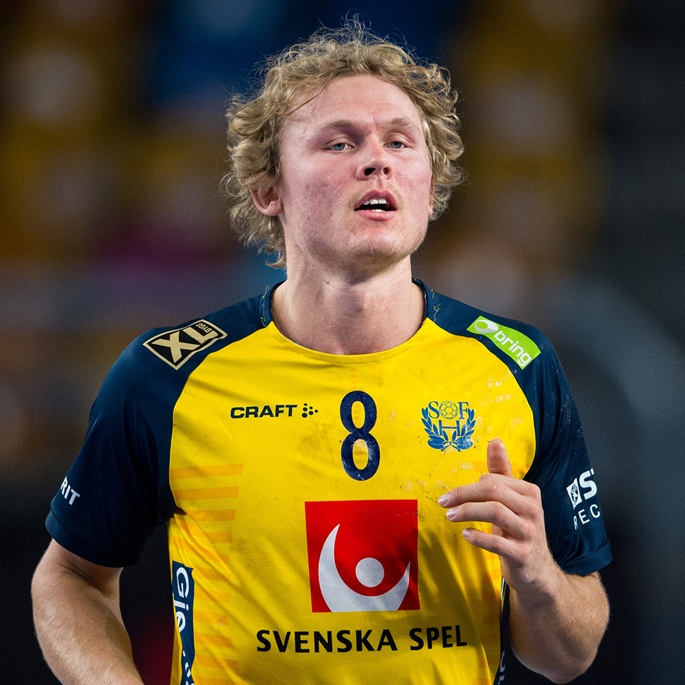 8 Alfred Jönsson