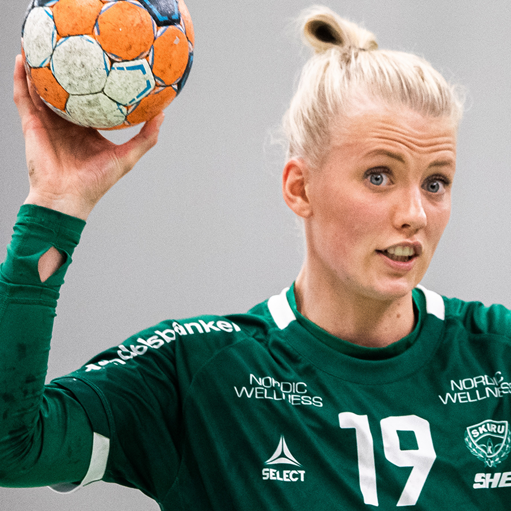 44 Daniela de Jong